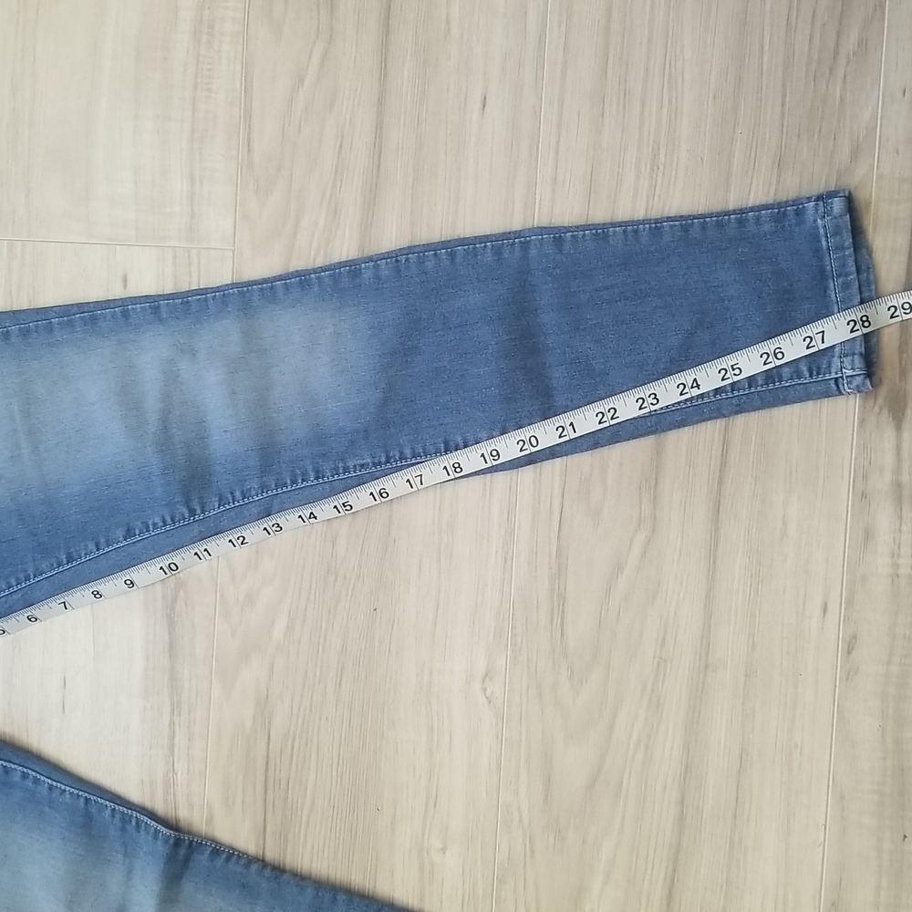 Wallflower Jeans - Picture 10 of 13